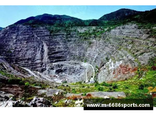 梅西纳山脊：巨大爆炸引发的地质浩劫
